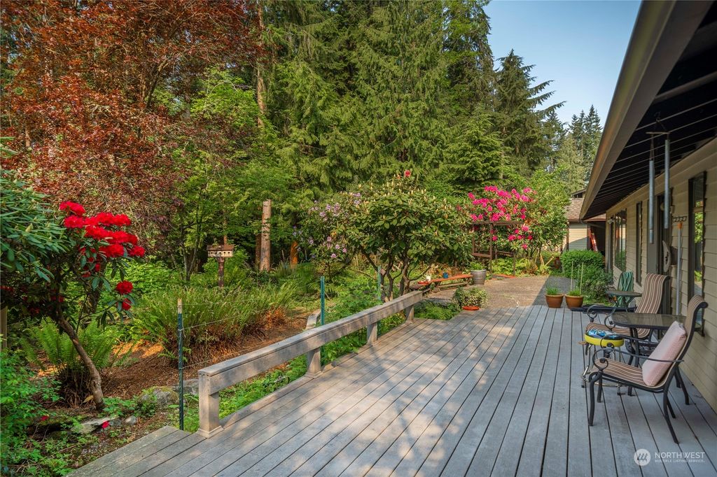 Photo of 5430 138th Place SW, Edmonds, WA 98026 (MLS # 2069595)