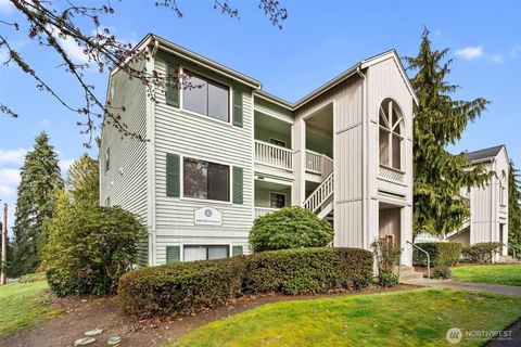 Photo of 25131 98th Place S #E201, Kent, WA 98030 (MLS # 2497130)
