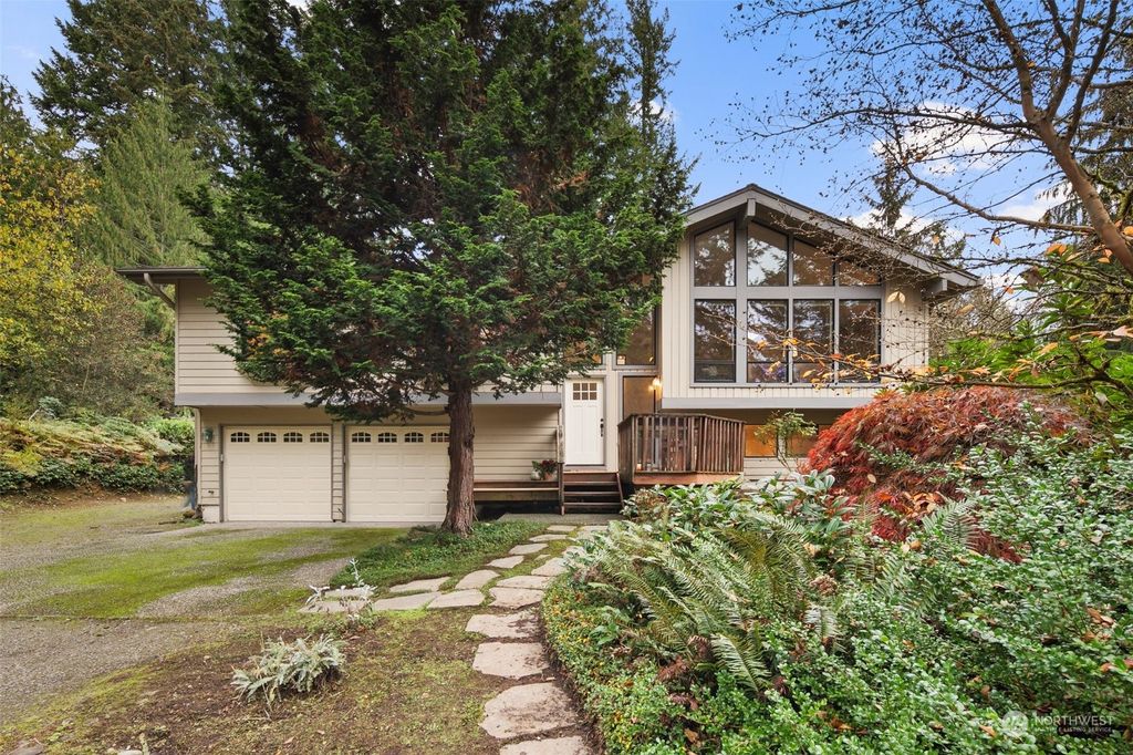 Photo of 19942 NE 185th Street, Woodinville, WA 98077 (MLS # 2303263)
