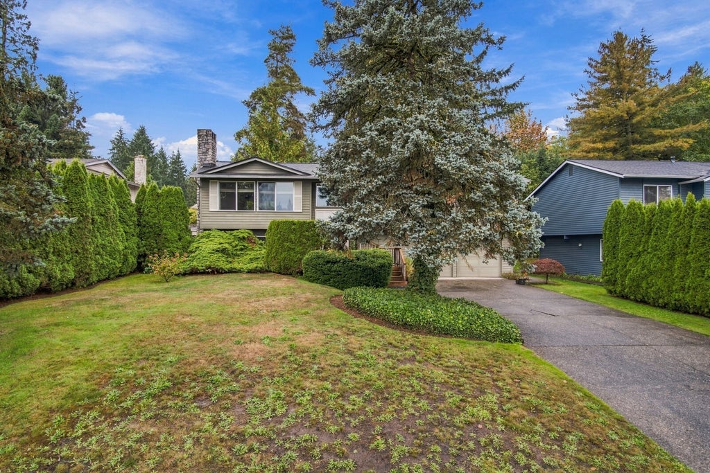 Photo of 6711 144 Avenue NE, Redmond, WA 98052 (MLS # 2598249)