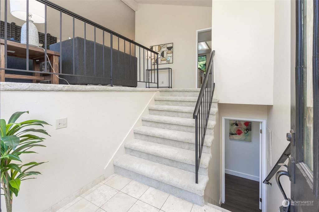 Photo of 9524 NE 141st Place, Kirkland, WA 98034 (MLS # 2274265)