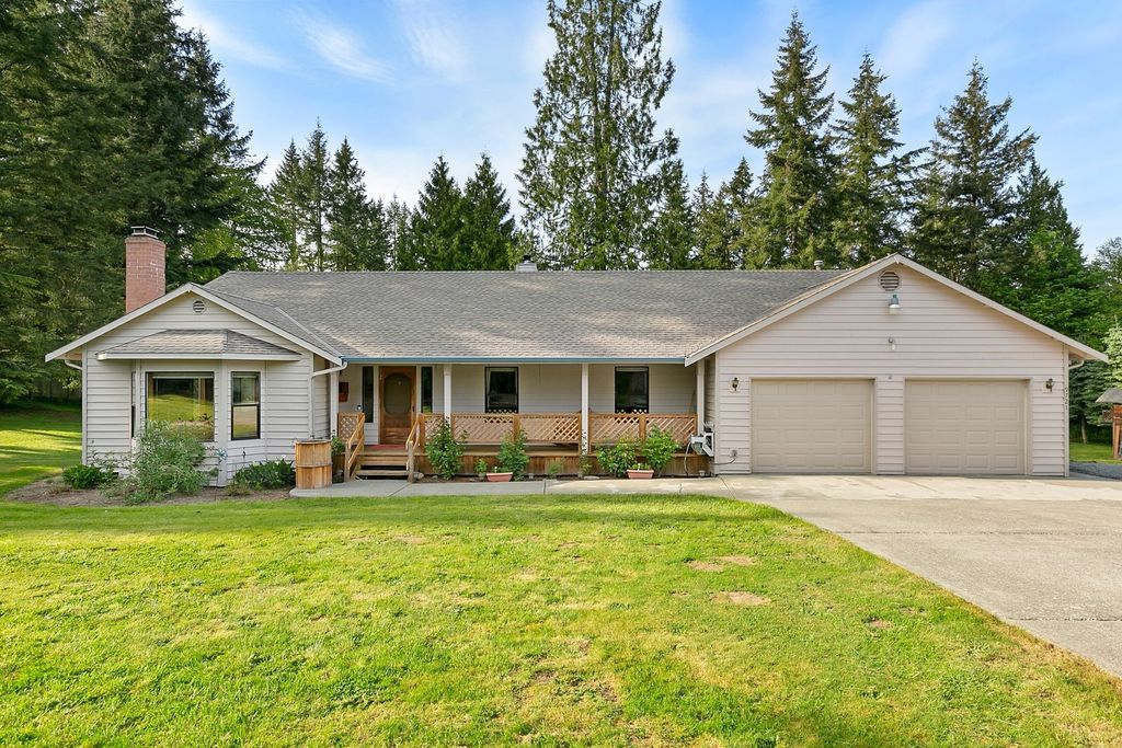 Photo of 9721 212th Street SE, Snohomish, WA 98296 (MLS # 2373448)