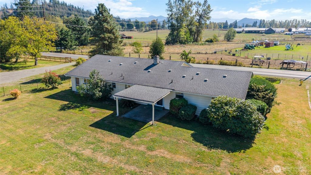 Photo of 26710 SE 416th Street, Enumclaw, WA 98022 (MLS # 2433063)