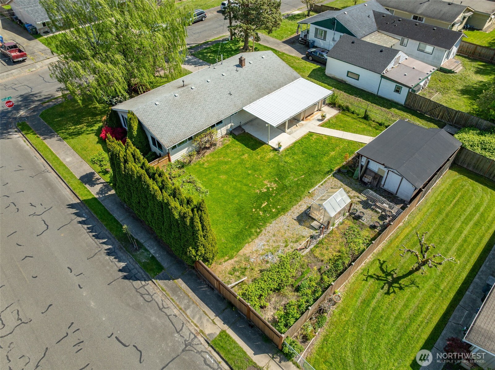1516 Wright Ave