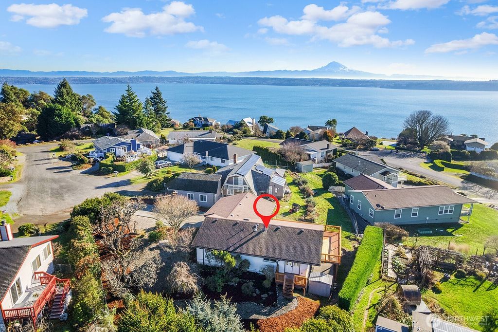 Photo of 7631 SW 258th Court, Vashon, WA 98070 (MLS # 2482597)