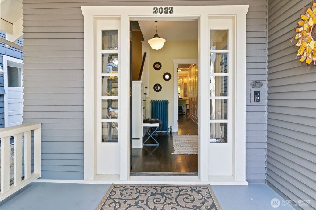 Photo of 2033 11th Avenue E, Seattle, WA 98102 (MLS # 2426044)
