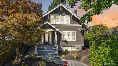 2033 11th Avenue E Seattle WA 98102