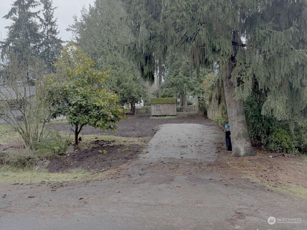 Photo of 15748 Burke Avenue N, Shoreline, WA 98133 (MLS # 2319270)