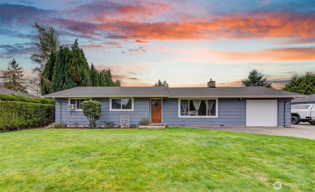 Photo of 1895 Liberty Lane, Marysville, WA 98270 (MLS # 2351810)