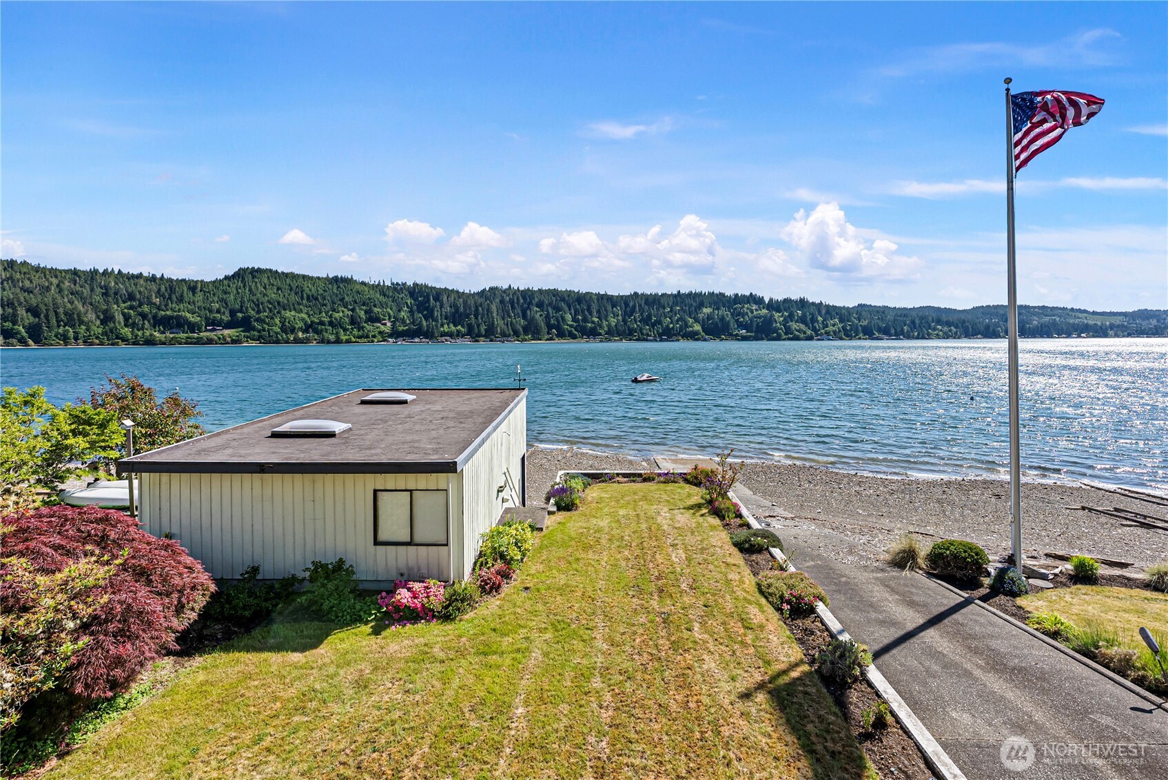 13061 NE North Shore Rd
