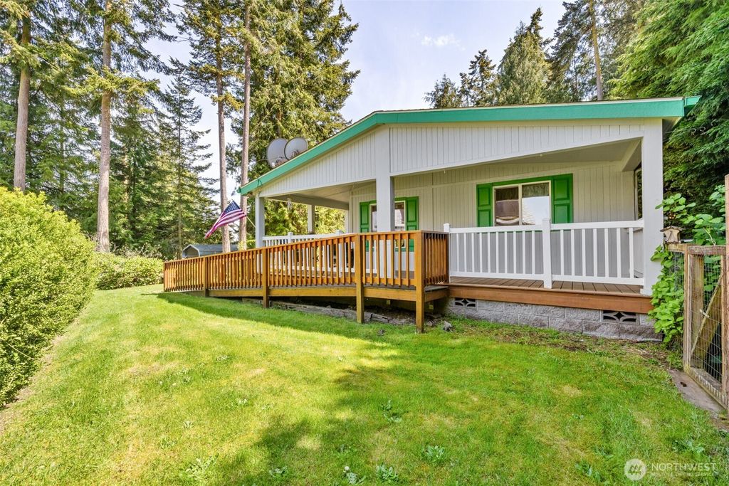 Photo of 423 Fleming Drive, Sequim, WA 98382 (MLS # 2517459)