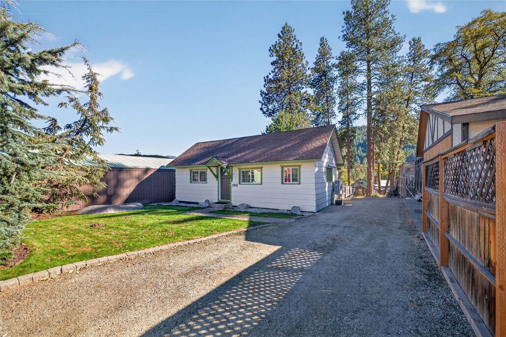 1313 Front Street
