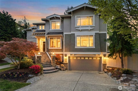 Photo of 7003 117th Place NE, Kirkland, WA 98033 (MLS # 2587130)
