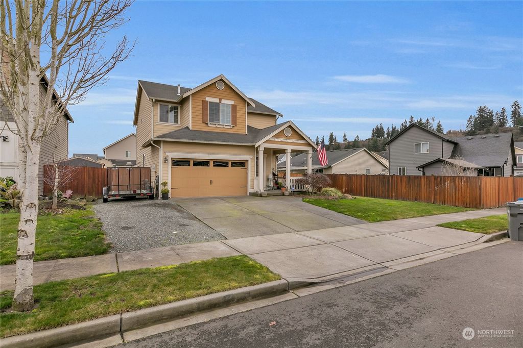 Photo of 271 Coyote Drive, Pacific, WA 98047 (MLS # 2206126)