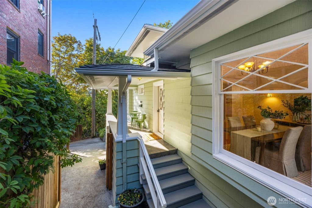 Photo of 1508 Galer Place N, Seattle, WA 98109 (MLS # 2437745)