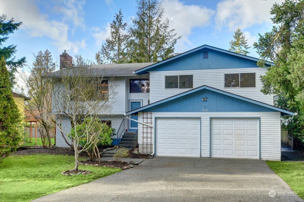 Photo of 9628 62nd Drive NE, Marysville, WA 98270 (MLS # 2042518)