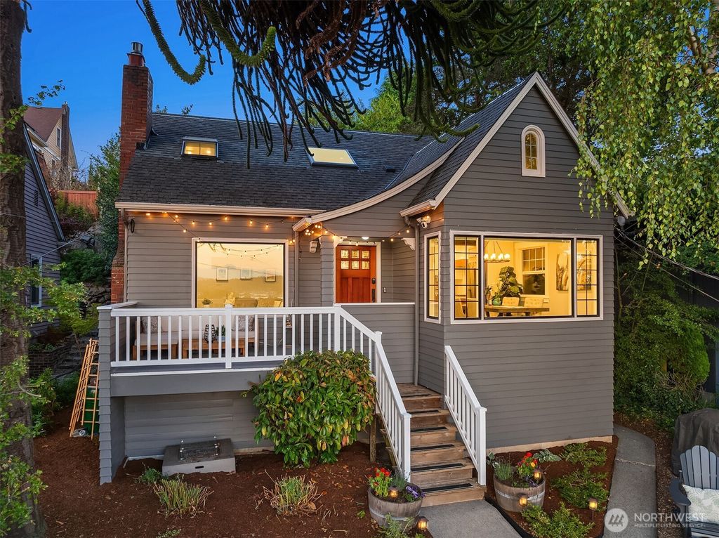Photo of 5016 Baker Avenue NW, Seattle, WA 98107 (MLS # 2411894)