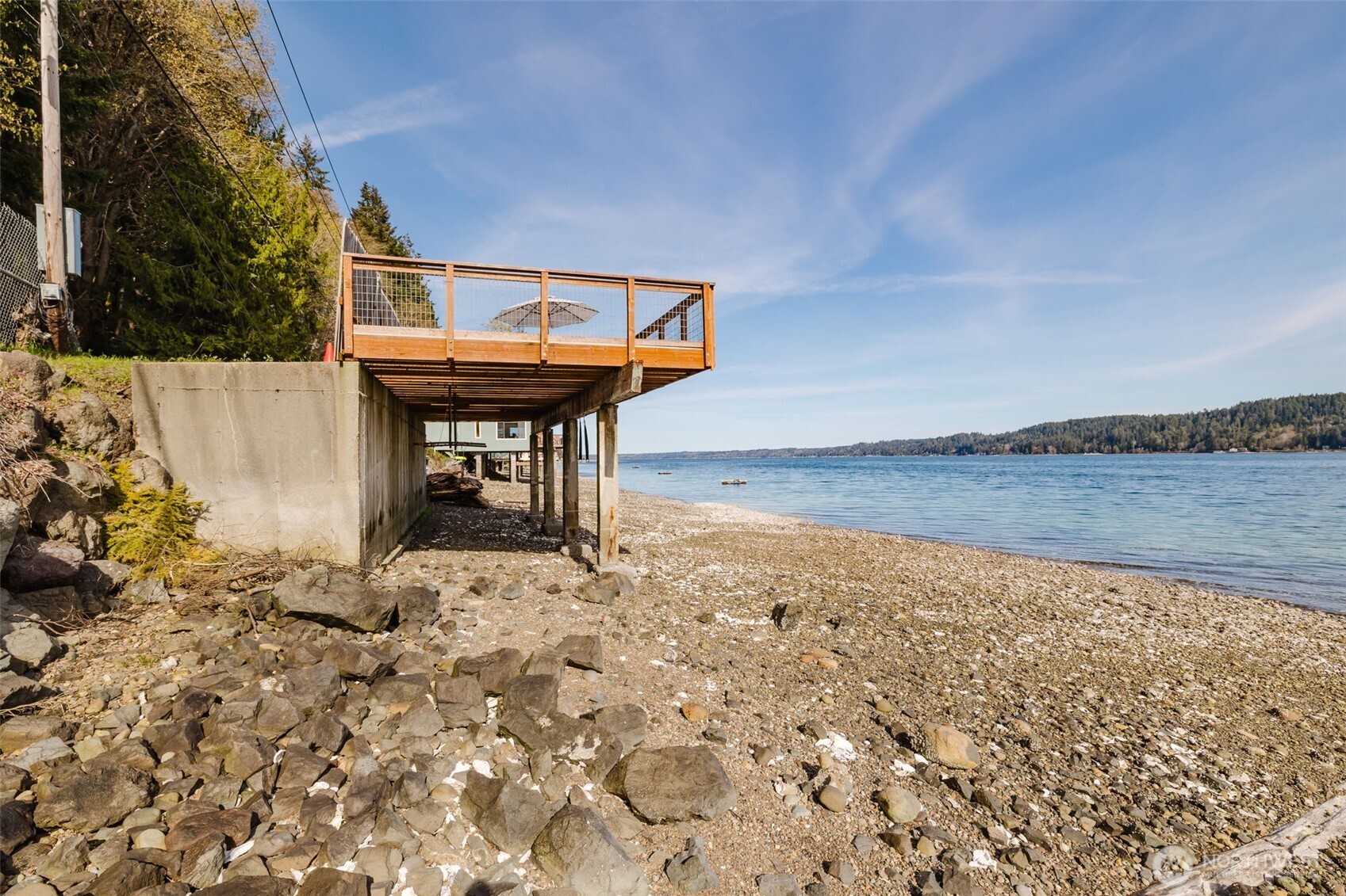 10212 NE North Shore Road