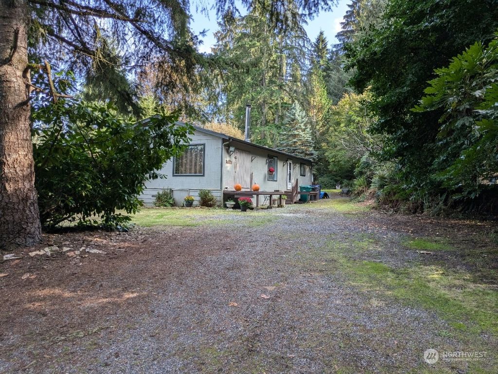 Photo of 20602 63rd Place SE, Snohomish, WA 98290 (MLS # 2302938)