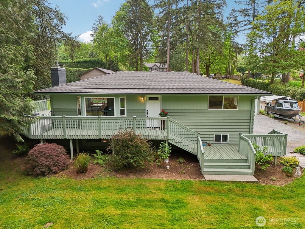 Photo of 19722 170th Avenue NE, Woodinville, WA 98072 (MLS # 2370739)