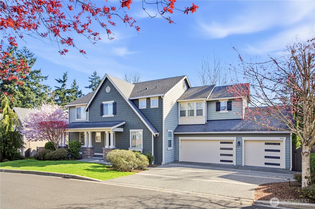 Photo of 208 107th Place SE, Bellevue, WA 98004 (MLS # 2588589)