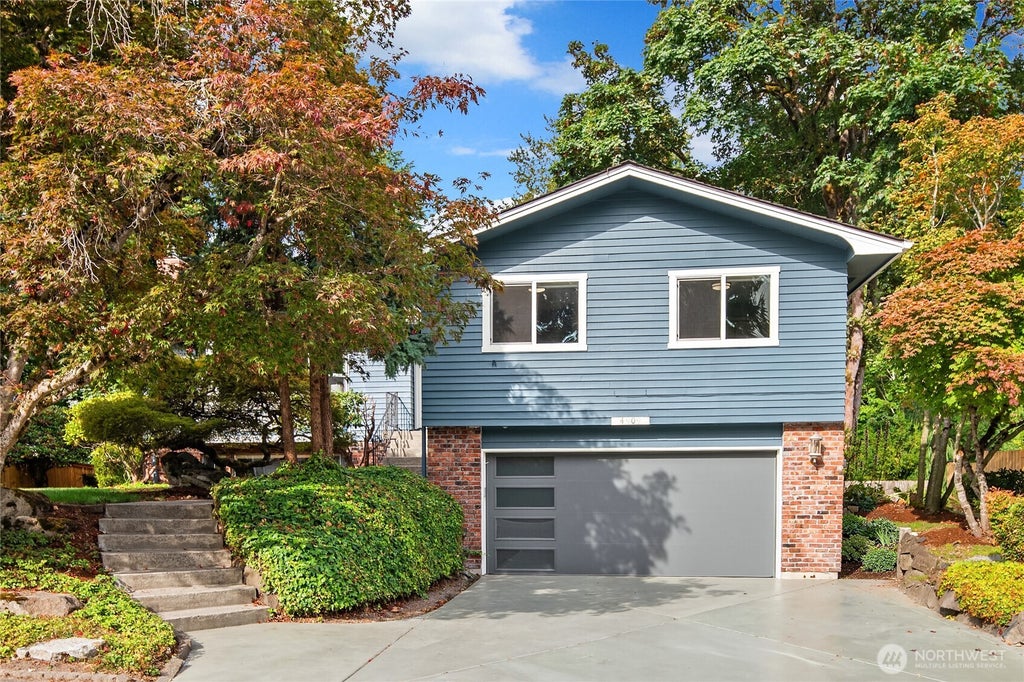 Photo of 4909 122nd Avenue SE, Bellevue, WA 98006 (MLS # 2580135)