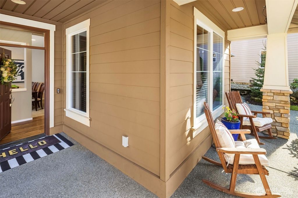 Photo of 8812 Norman Avenue SE, Snoqualmie, WA 98065 (MLS # 2480160)