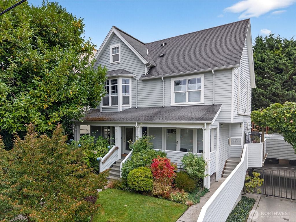 Photo of 414 Malden Avenue E #B, Seattle, WA 98112 (MLS # 2439253)