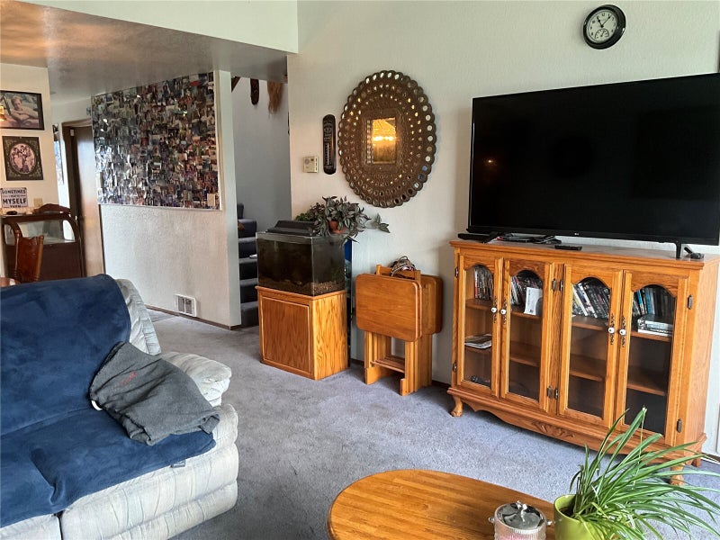 532 Hawthorne Street A & B