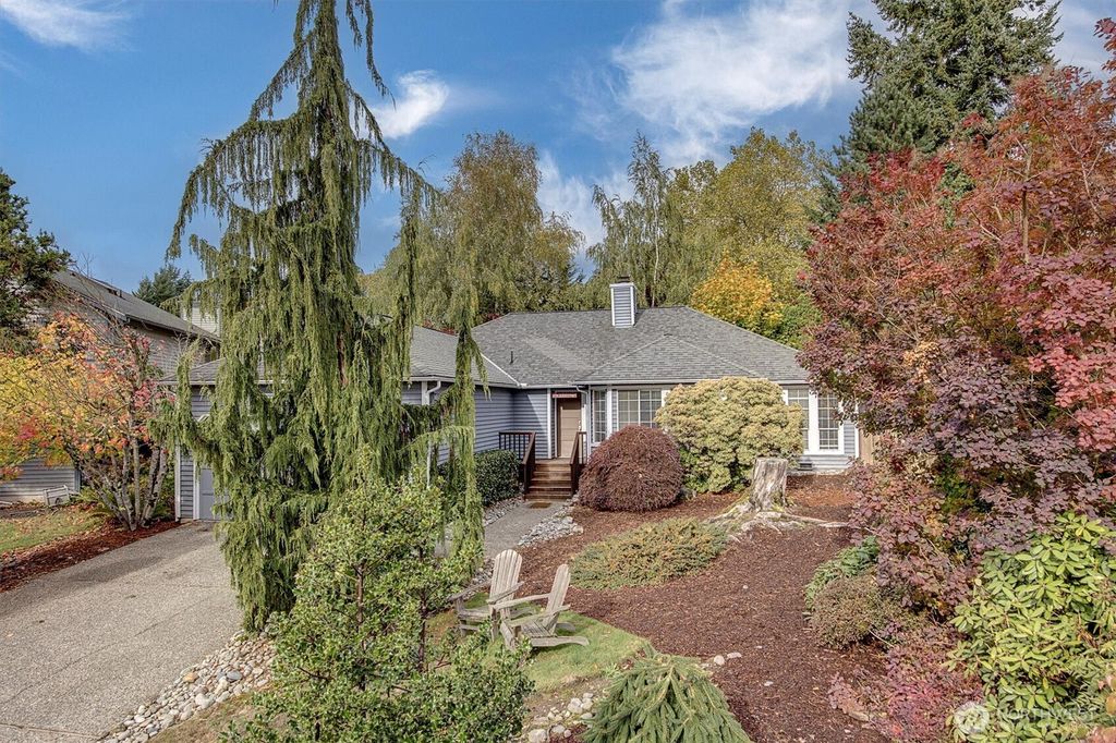 Photo of 12944 177th Place NE, Redmond, WA 98052 (MLS # 2449050)