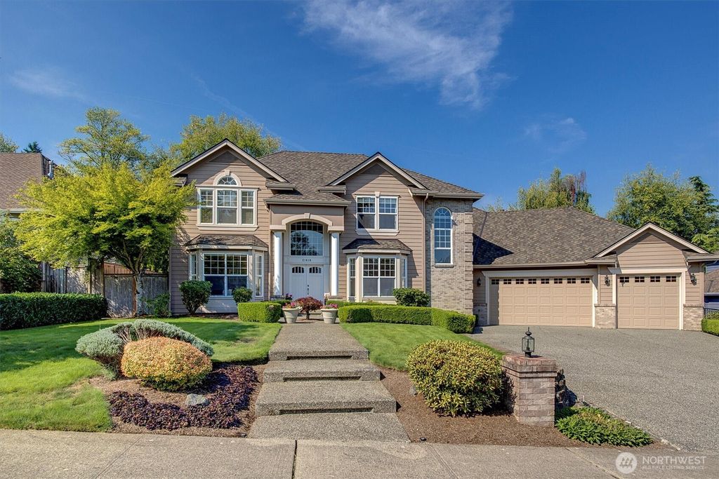 Photo of 21610 32nd Avenue W, Brier, WA 98036 (MLS # 2429105)