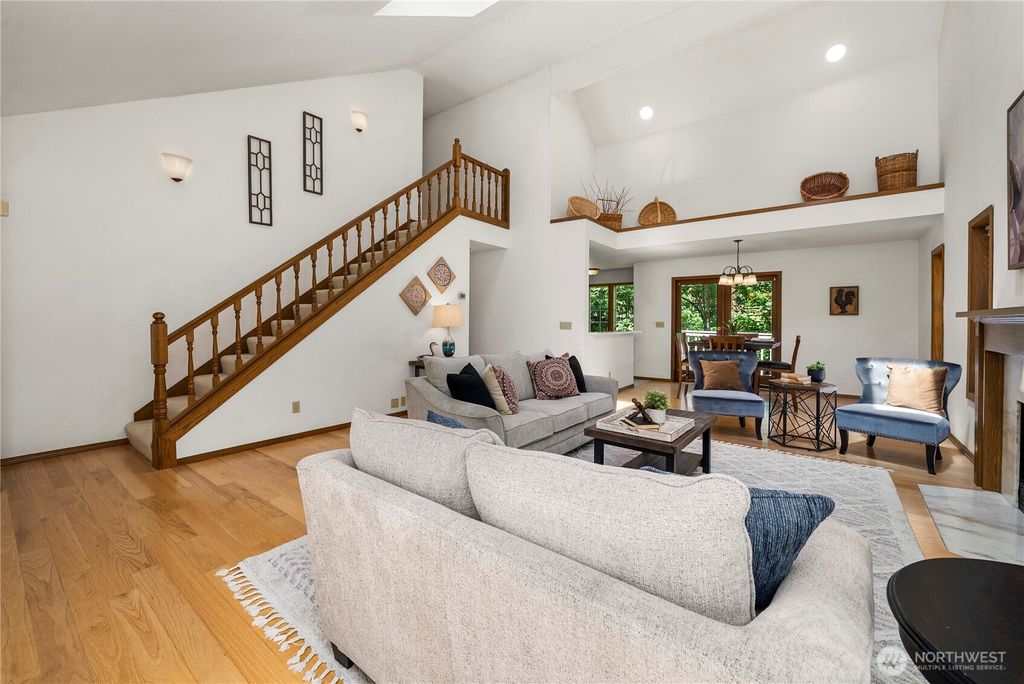 Photo of 19914 SE 210th Street, Maple Valley, WA 98038 (MLS # 2379973)