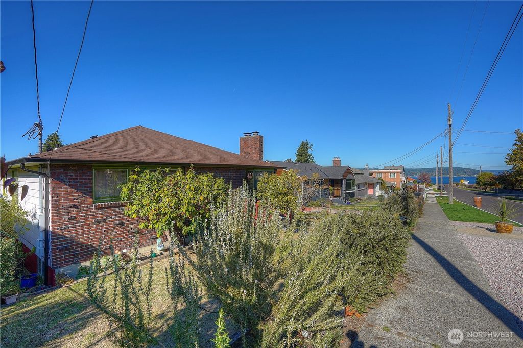 Photo of 4712 N Mullen Street, Tacoma, WA 98407 (MLS # 2446546)