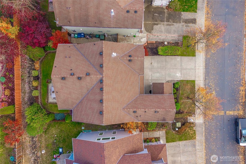 Photo of 6858 Montevista Drive SE, Auburn, WA 98092 (MLS # 2450852)