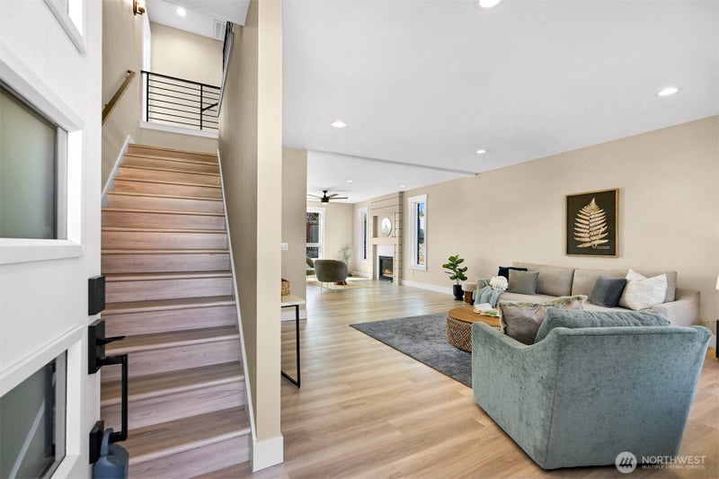 5513 Presley Lane