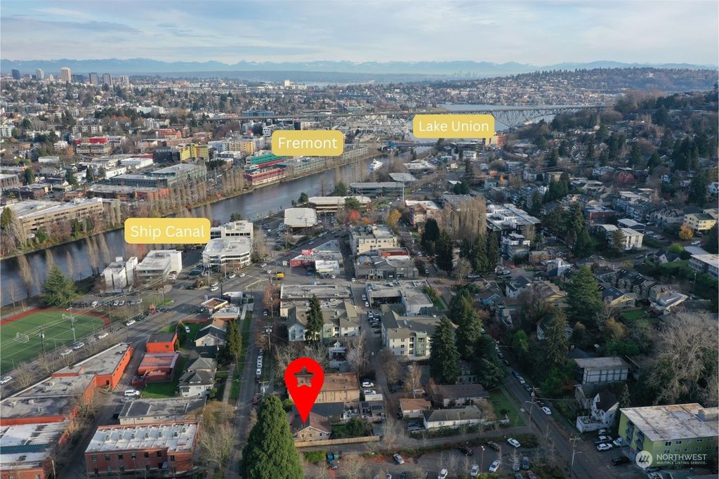 Photo of 41 W Cremona Street, Seattle, WA 98119 (MLS # 2315653)