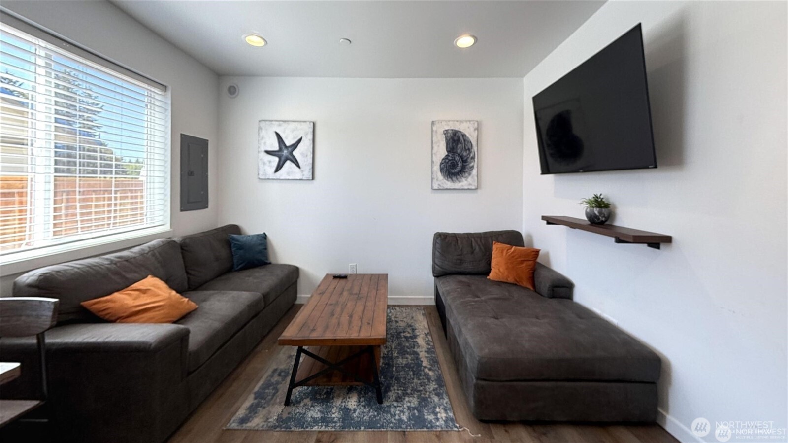 890 Magellan Avenue NE 3