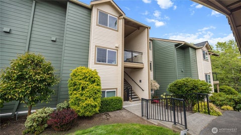 Photo of 3008 N Narrows Drive #C303, Tacoma, WA 98407 (MLS # 2541785)