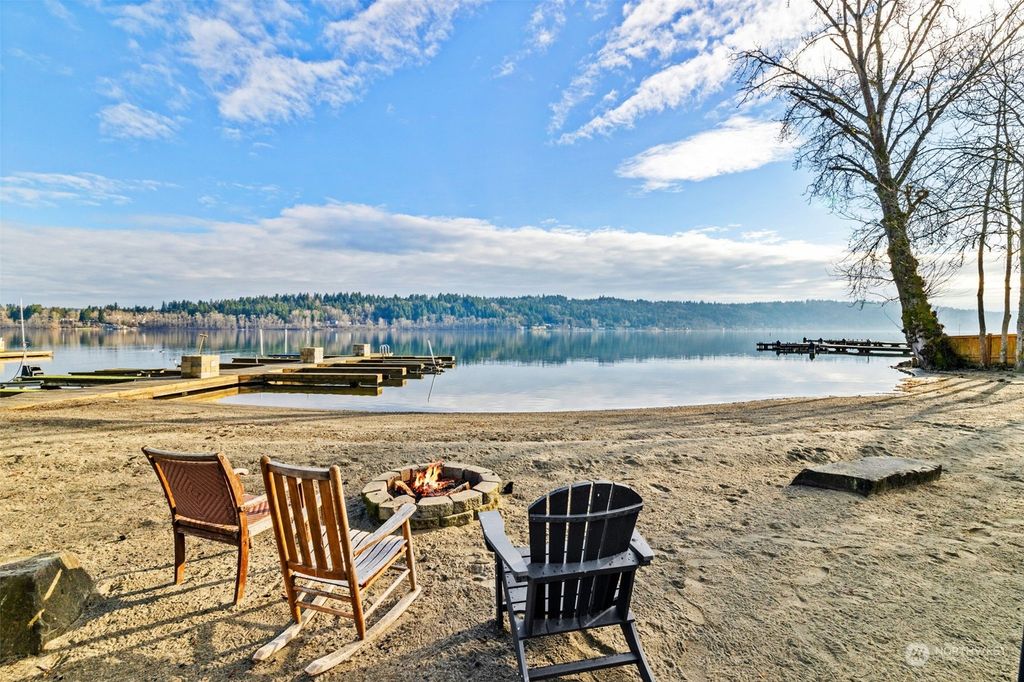 Photo of 3834 175th Avenue NE #B407, Redmond, WA 98052 (MLS # 2191381)