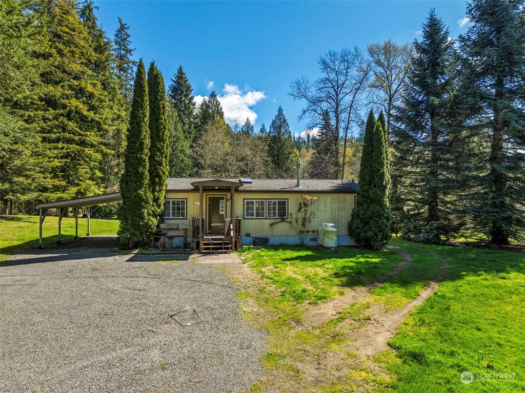 Photo of 4611 211th Avenue SE, Snohomish, WA 98290 (MLS # 2224901)