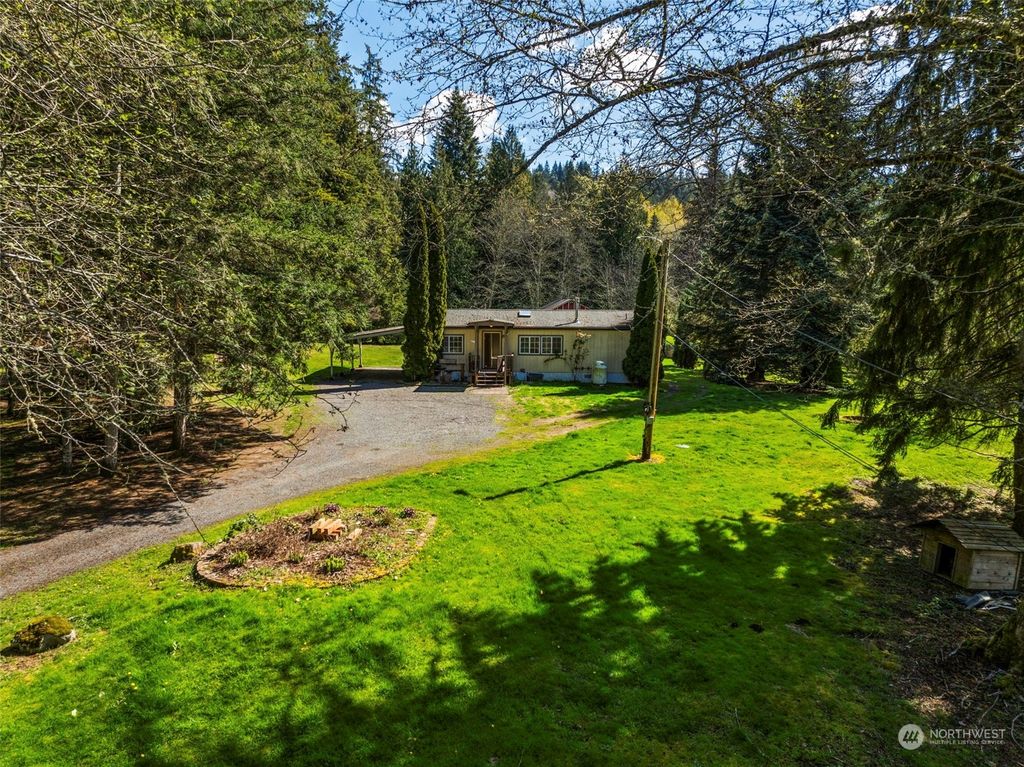 Photo of 4611 211th Avenue SE, Snohomish, WA 98290 (MLS # 2224901)