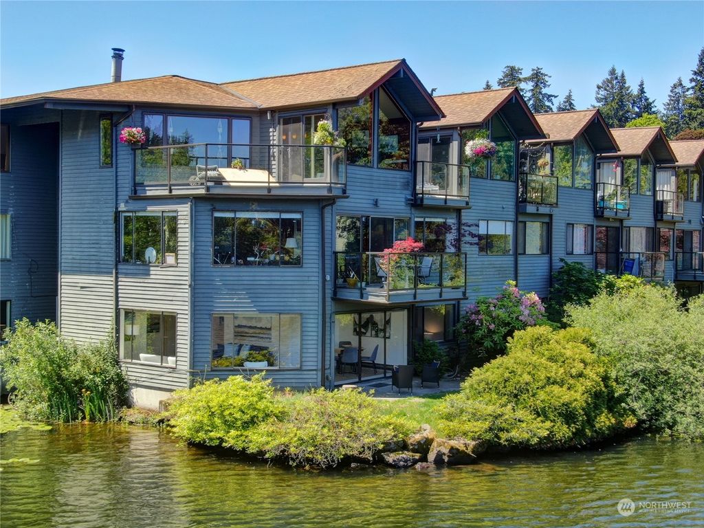 Photo of 19428 Aurora Avenue N #108, Shoreline, WA 98133 (MLS # 2257290)