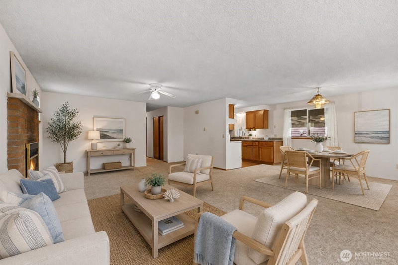 825 Livingston Bay Shore Drive
