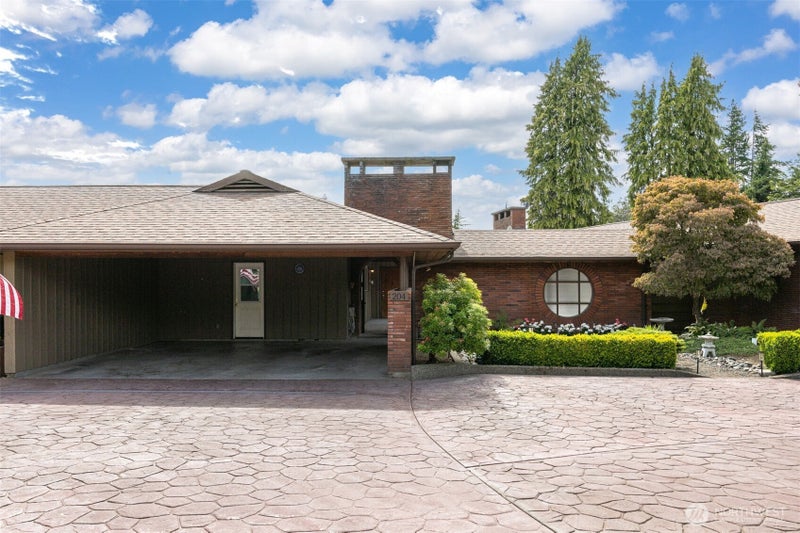 204 Hawthorn Road