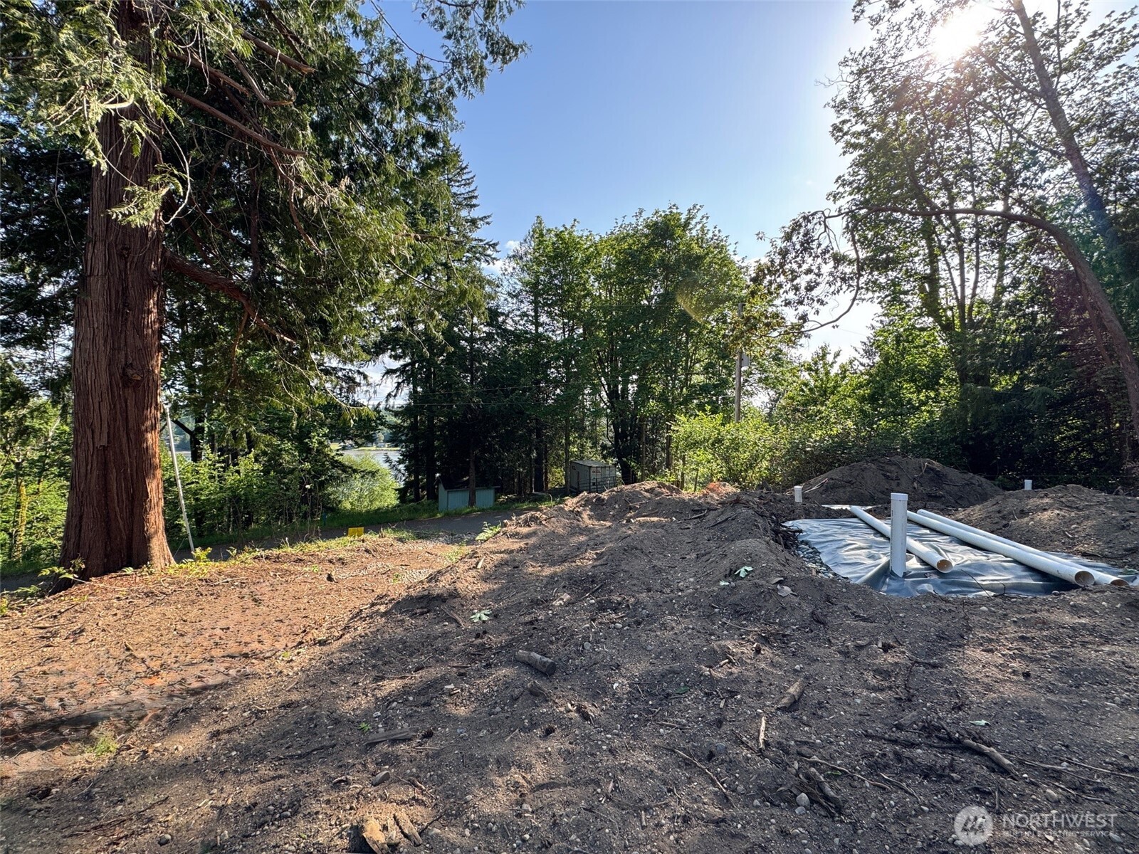 0 E panorama Lot15