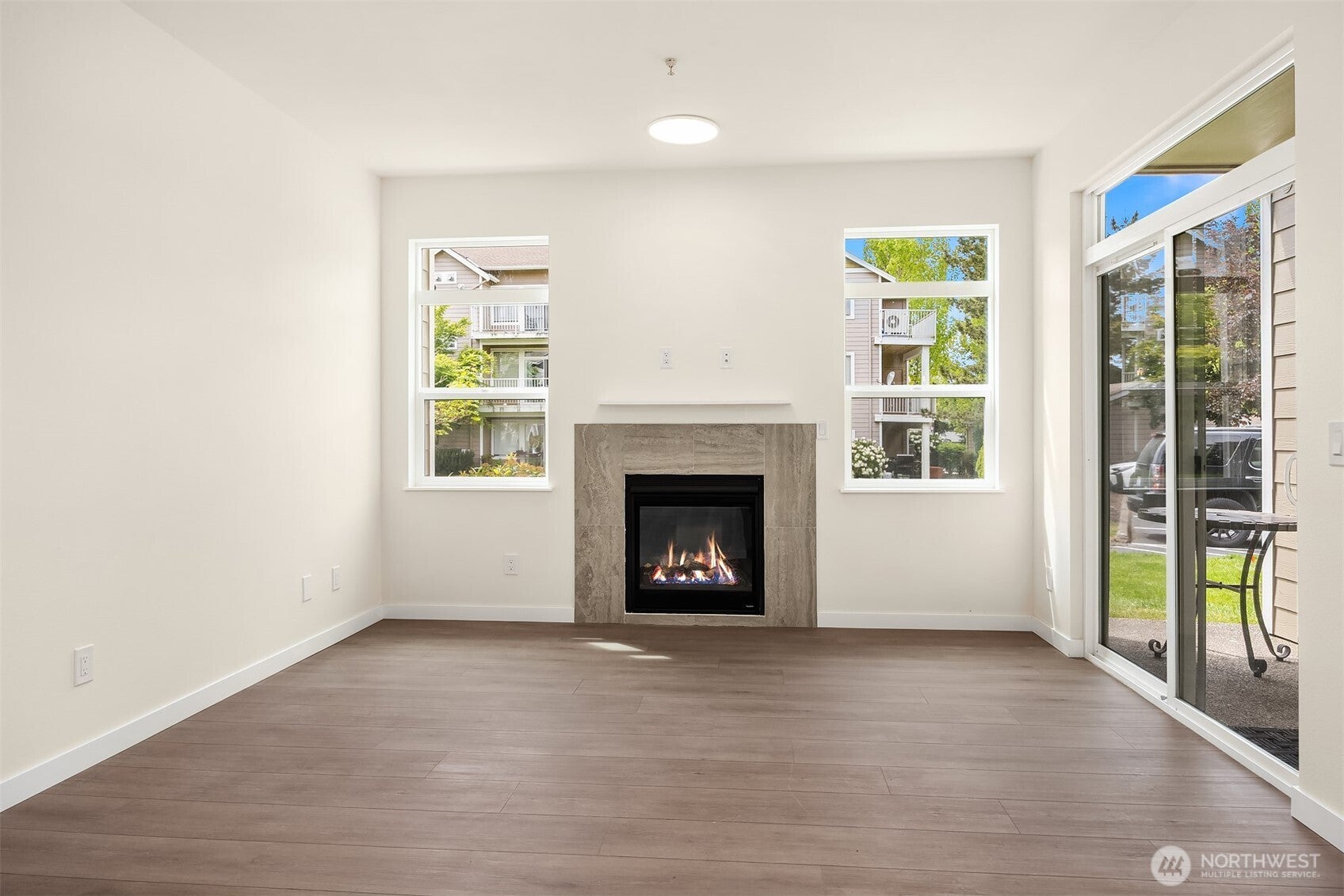 515 241st Lane SE W2