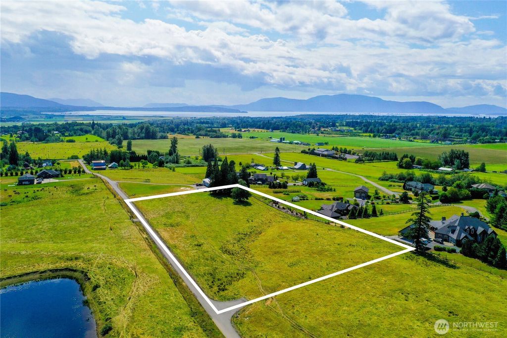 Photo of 5877 W 26th Crest, Ferndale, WA 98248 (MLS # 2507543)