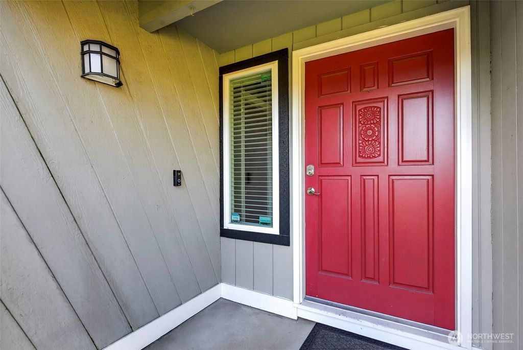 Photo of 1708 NW 91st Circle, Vancouver, WA 98665 (MLS # 2468824)