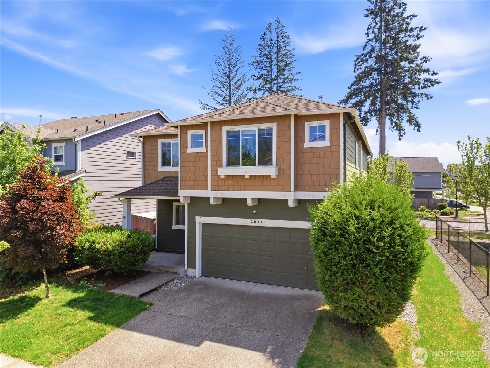 3091 Eagle Loop NE