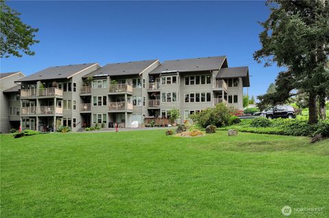 Photo of 3700 Alabama Street #203, Bellingham, WA 98229 (MLS # 2524835)